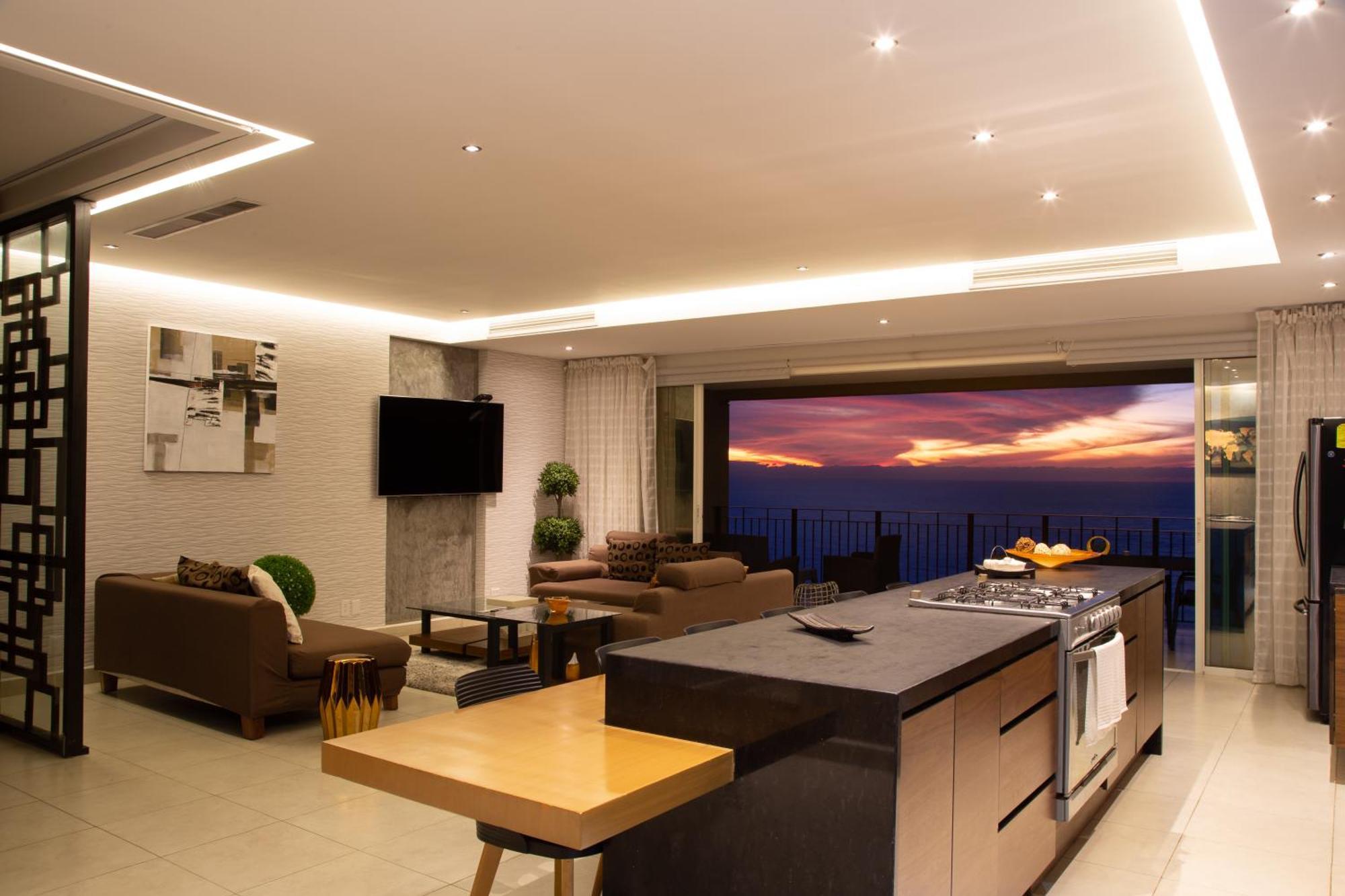 Ferienwohnung NEW Remodel Gorgeous 15 Floor Grand Venetian Puerto Vallarta Exterior foto